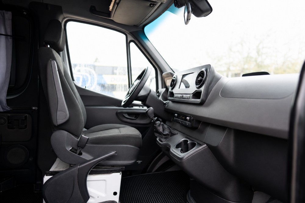 Mercedes-Benz SPRINTER 517 CDI MINIBUS — foto 7